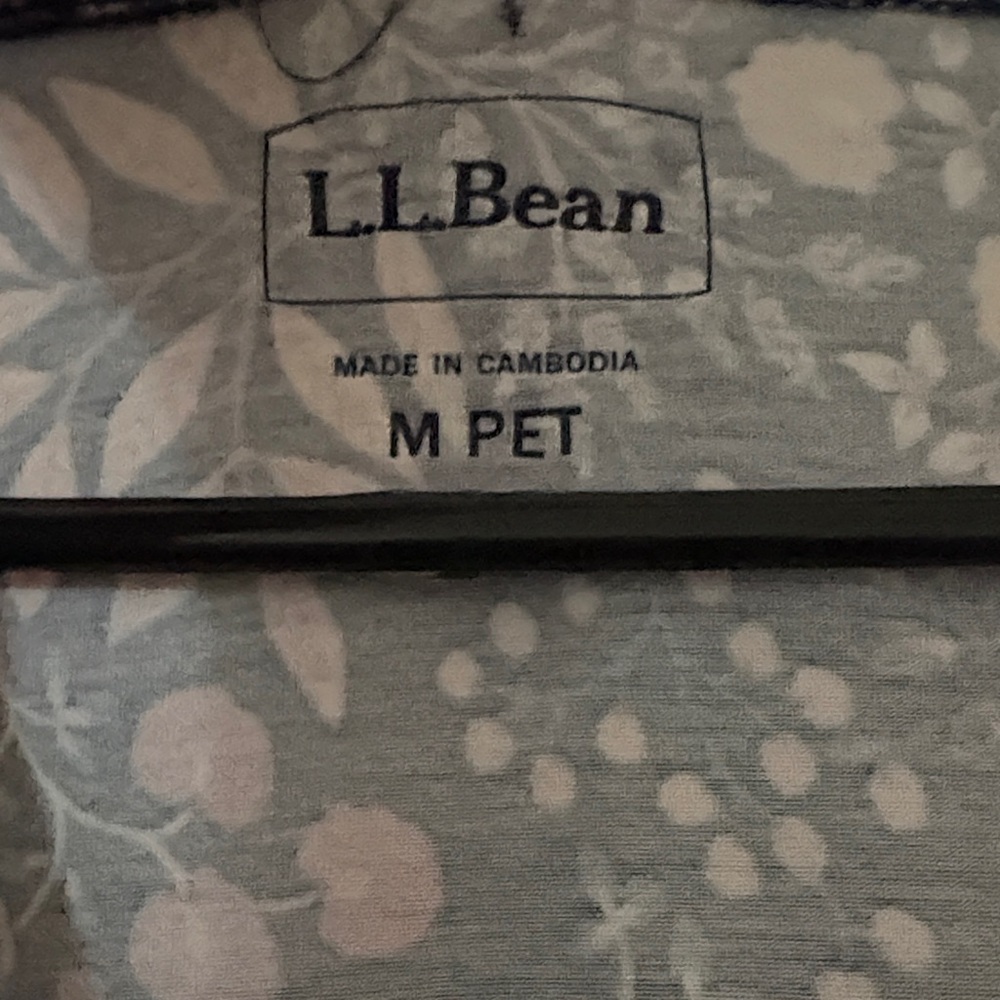 L.L. Bean Women's Navy Floral Dress - Picture 3 of 3